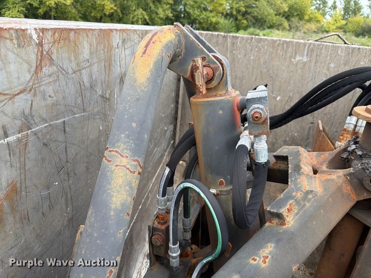 image for item FK4175 2006 International 7400 dump truck