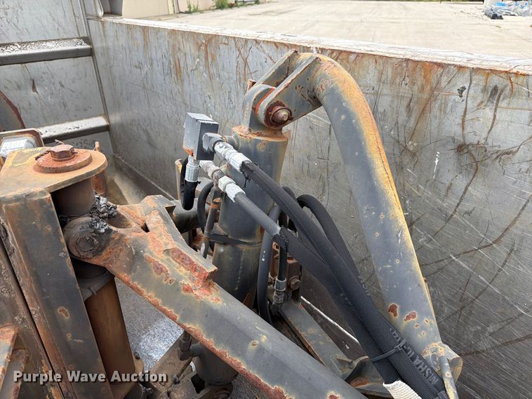 image for item FK4175 2006 International 7400 dump truck