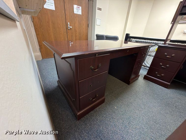 image for item FK5002 Office furniture