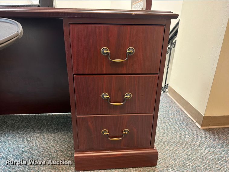 image for item FK5002 Office furniture
