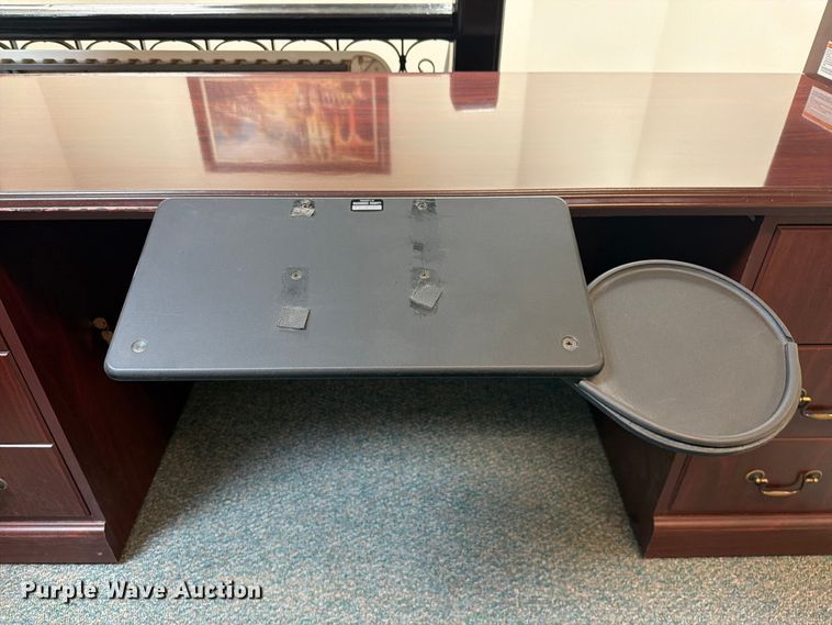 image for item FK5002 Office furniture