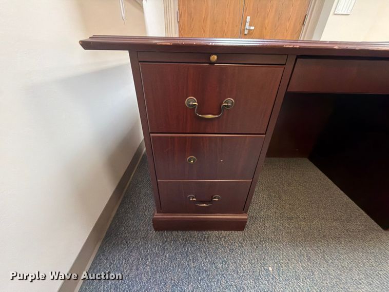 image for item FK5002 Office furniture