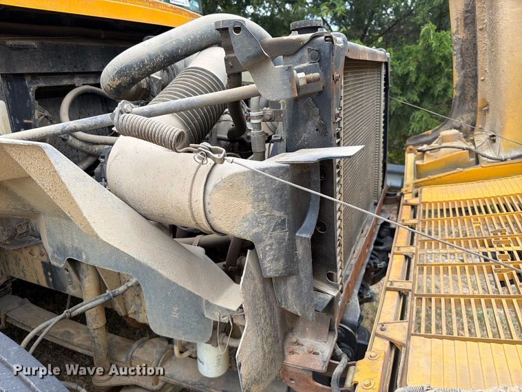 image for item FK5145 2002 Chevrolet B7 school bus