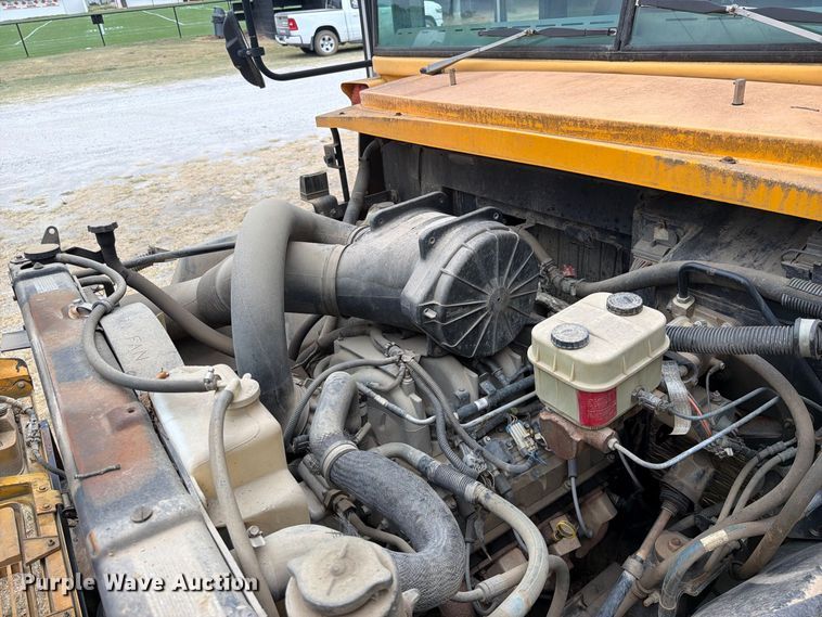image for item FK5145 2002 Chevrolet B7 school bus