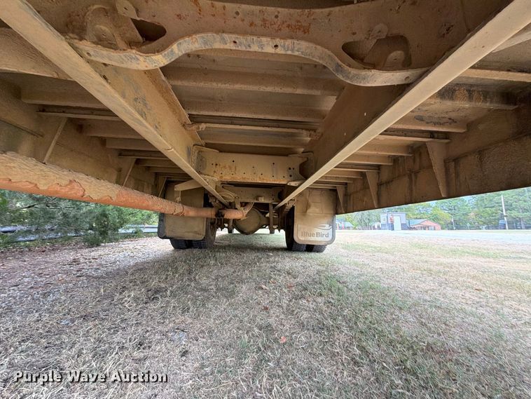 image for item FK5145 2002 Chevrolet B7 school bus