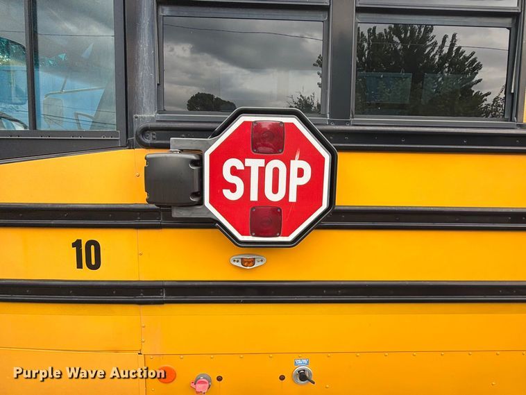 image for item FK5146 2009 Freightliner B2 school bus