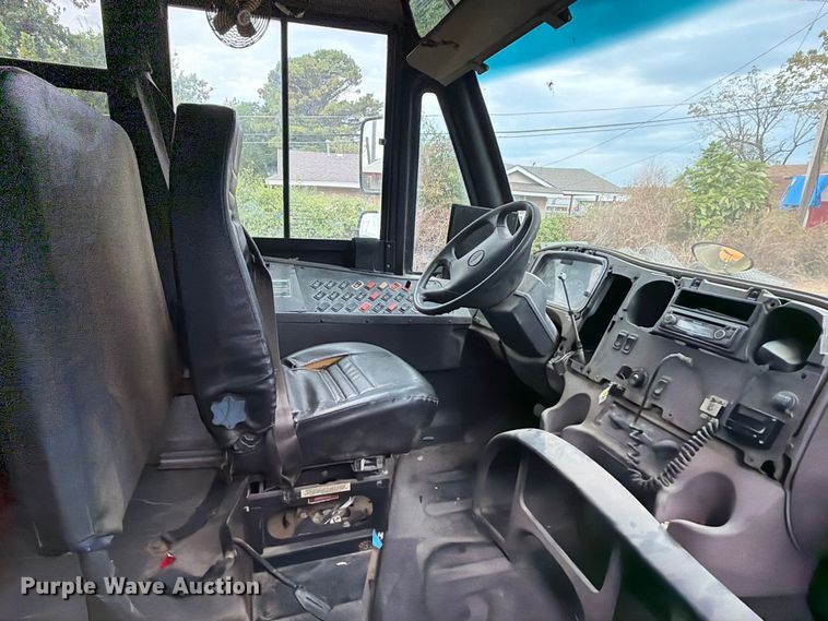 image for item FK5146 2009 Freightliner B2 school bus