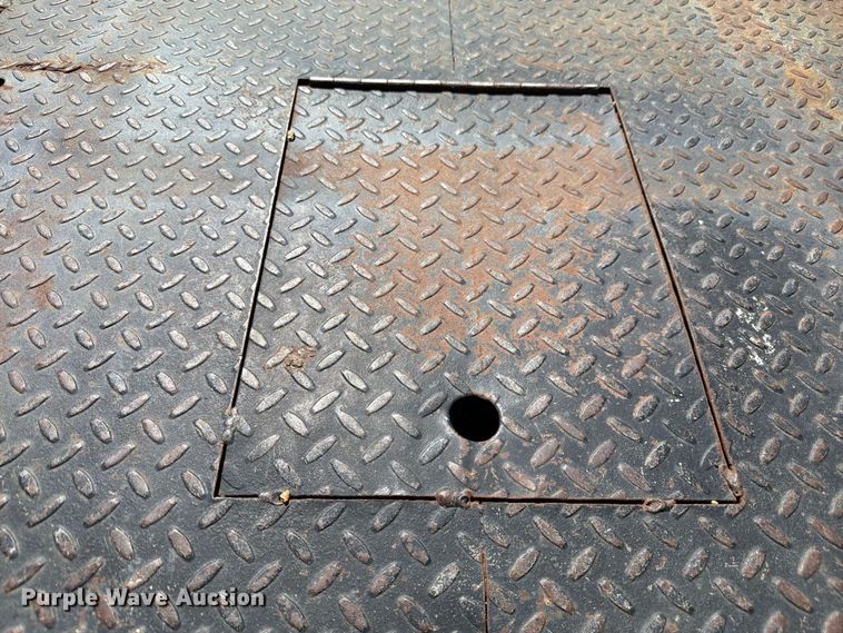 image for item FM7651 2002 Dodge Ram 2500 flatbed pickup truck