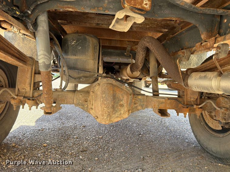 image for item FM7651 2002 Dodge Ram 2500 flatbed pickup truck
