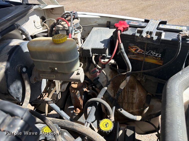 image for item FM7651 2002 Dodge Ram 2500 flatbed pickup truck