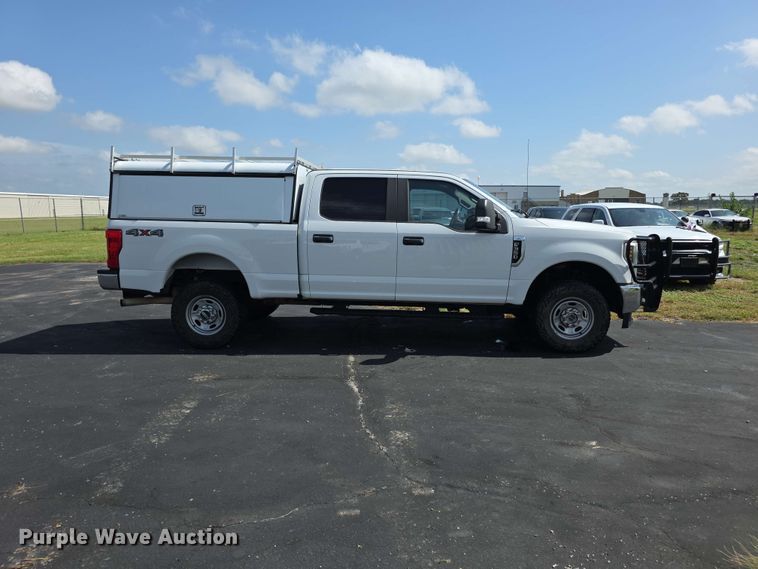 image for item FN1509 2019 Ford F350 Super Duty XL Crew Cab pickup truck