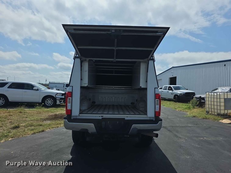 image for item FN1509 2019 Ford F350 Super Duty XL Crew Cab pickup truck