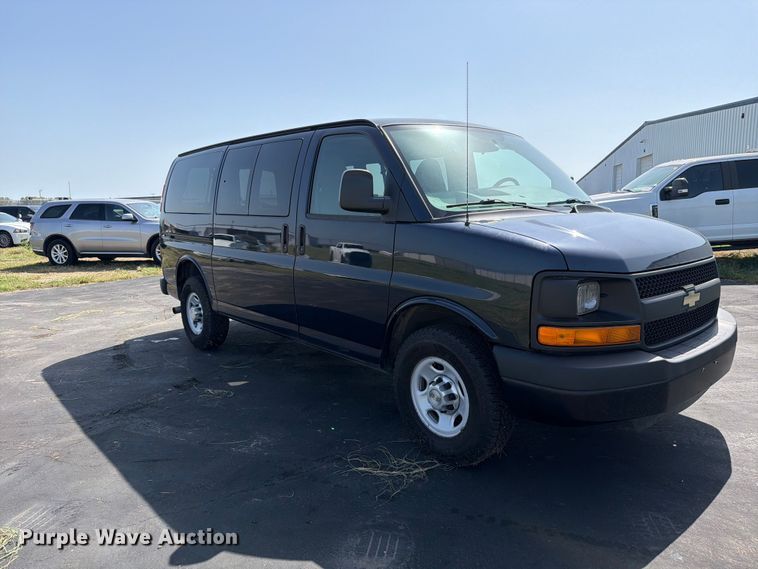 image for item FN1511 2013 Chevrolet Express G2500 van