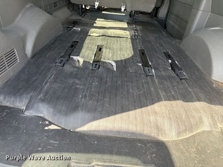 image for item FN1511 2013 Chevrolet Express G2500 van
