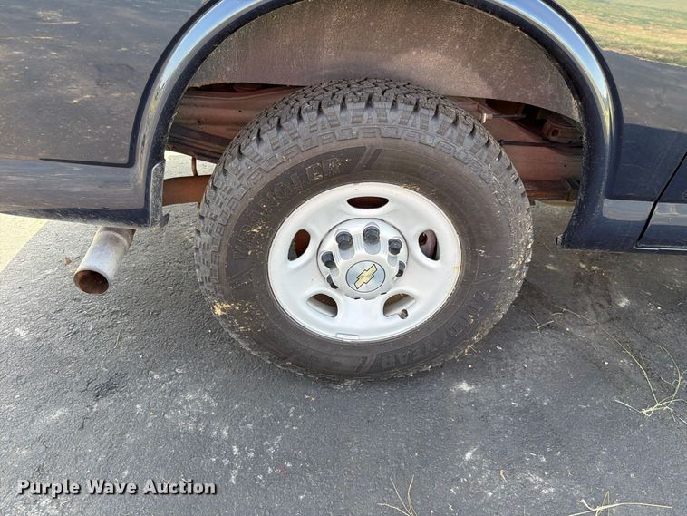 image for item FN1511 2013 Chevrolet Express G2500 van