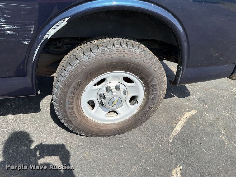 image for item FN1511 2013 Chevrolet Express G2500 van