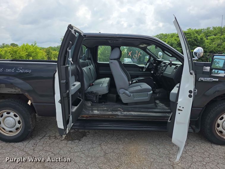 image for item FN5703 2013 Ford F150 Ext. Cab pickup truck