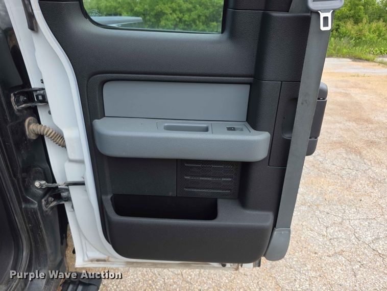image for item FN5703 2013 Ford F150 Ext. Cab pickup truck