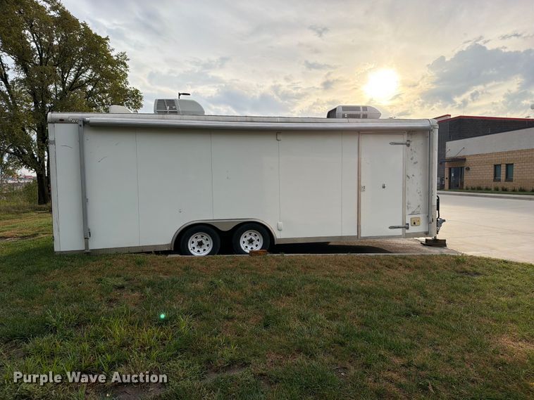 image for item FN5861 2009 Doolittle enclosed cargo trailer