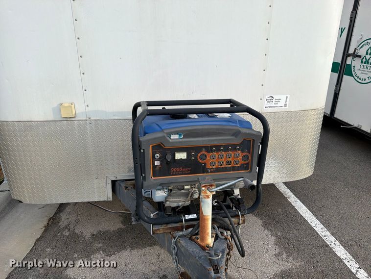 image for item FN5861 2009 Doolittle enclosed cargo trailer