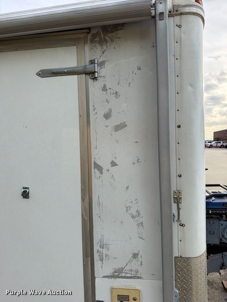 image for item FN5861 2009 Doolittle enclosed cargo trailer
