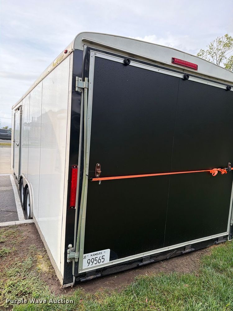 image for item FN5861 2009 Doolittle enclosed cargo trailer