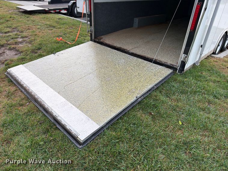 image for item FN5861 2009 Doolittle enclosed cargo trailer