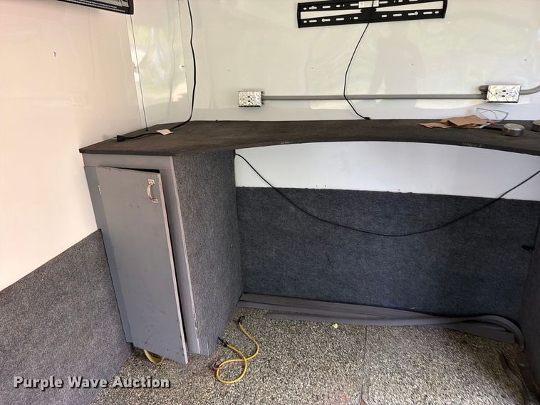 image for item FN5861 2009 Doolittle enclosed cargo trailer