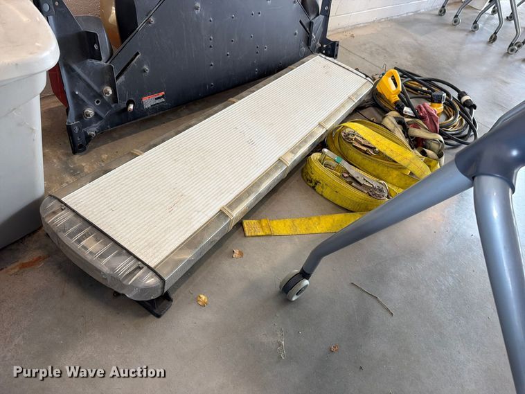 image for item FN5862 Tools