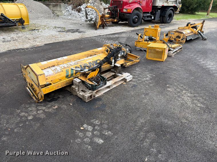 image for item FT3000 Alamo flail mower