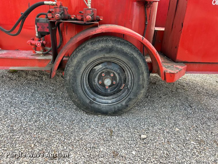 image for item FT6053 1996 Crafco EZ Pour 100D Crack Sealer