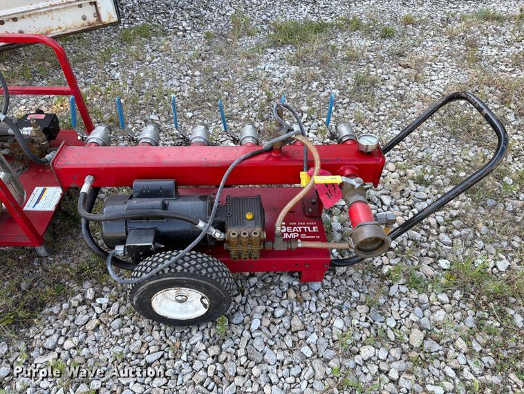 image for item FT6233 (2) hose testing pumps