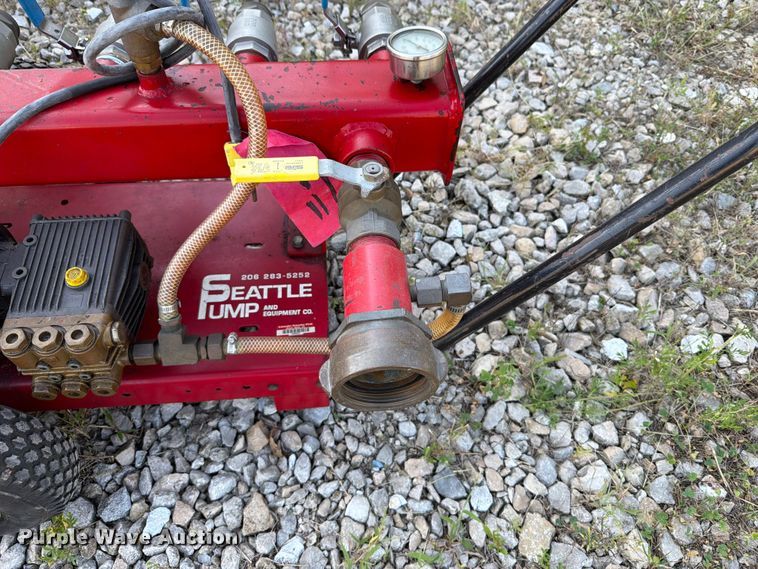 image for item FT6233 (2) hose testing pumps