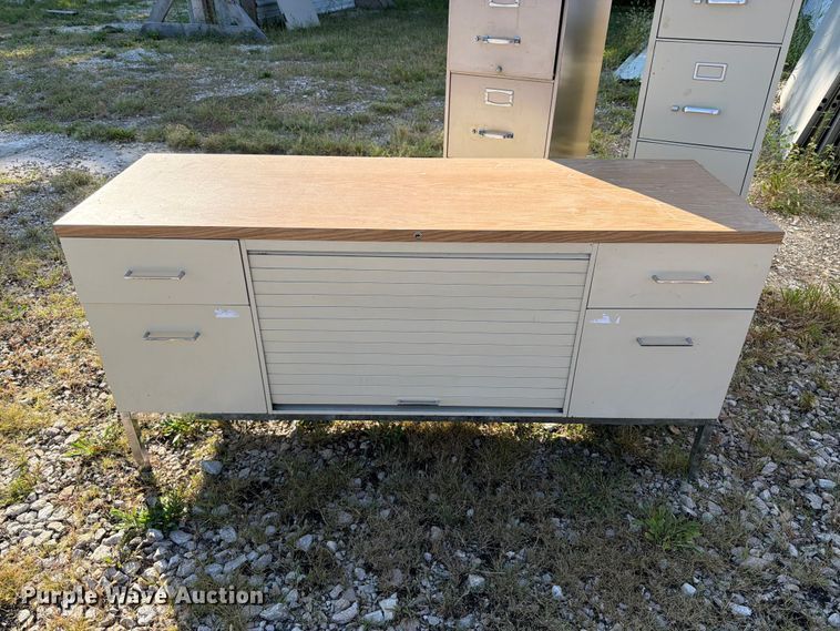 image for item FT6236 Office furniture