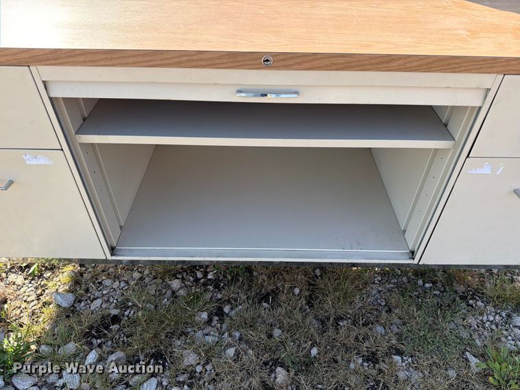 image for item FT6236 Office furniture