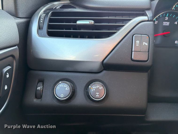 image for item FT6271 2019 Chevrolet Tahoe SSV SUV