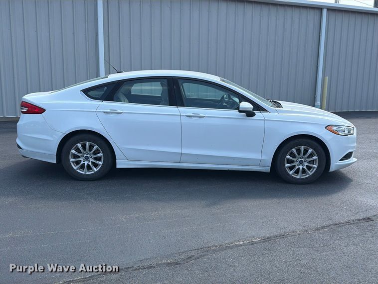 image for item FT6276 2018 Ford Fusion S 
