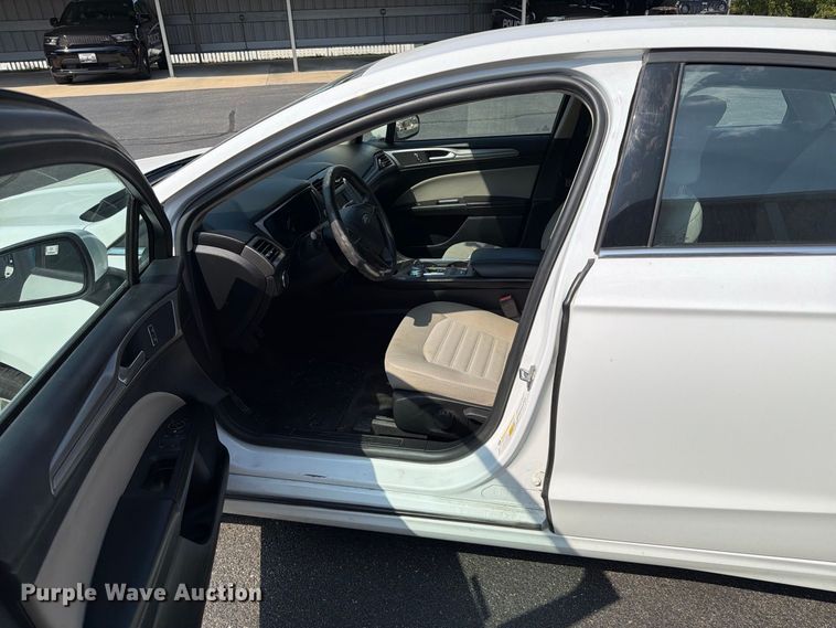 image for item FT6276 2018 Ford Fusion S 