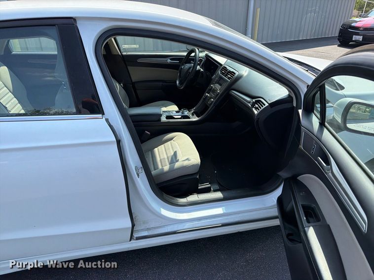 image for item FT6276 2018 Ford Fusion S 