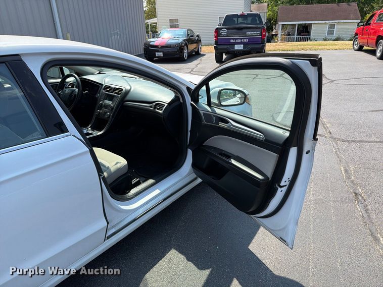 image for item FT6276 2018 Ford Fusion S 