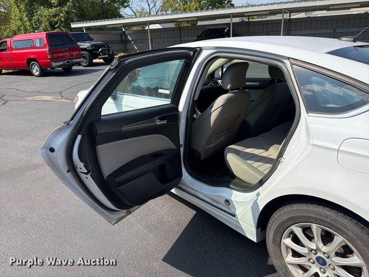 image for item FT6276 2018 Ford Fusion S 