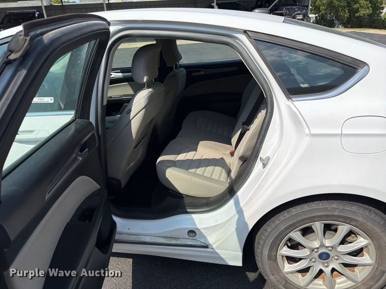 image for item FT6276 2018 Ford Fusion S 