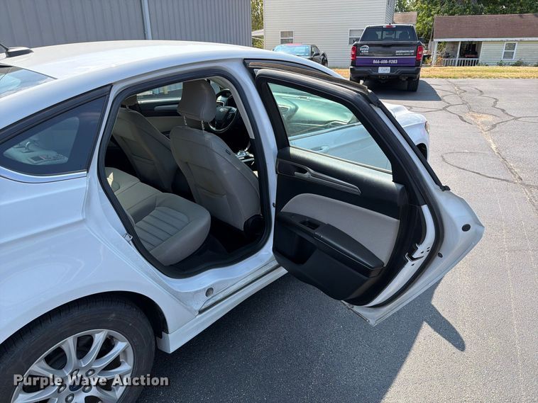 image for item FT6276 2018 Ford Fusion S 