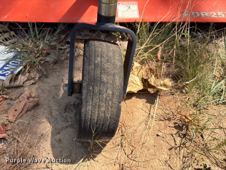 image for item FT6277 2019 LandPride FDR2572 rotary mower