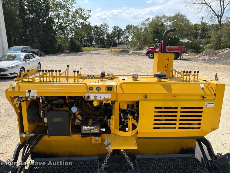 image for item FT6278 2018 Weiler 1648 Plus paver