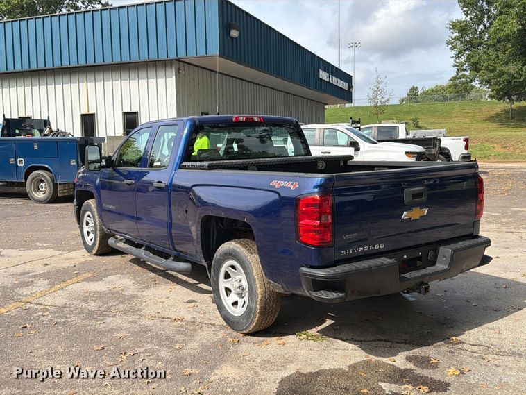 image for item FT6292 2014 Chevrolet Silverado 1500 Ext. Cab pickup truck