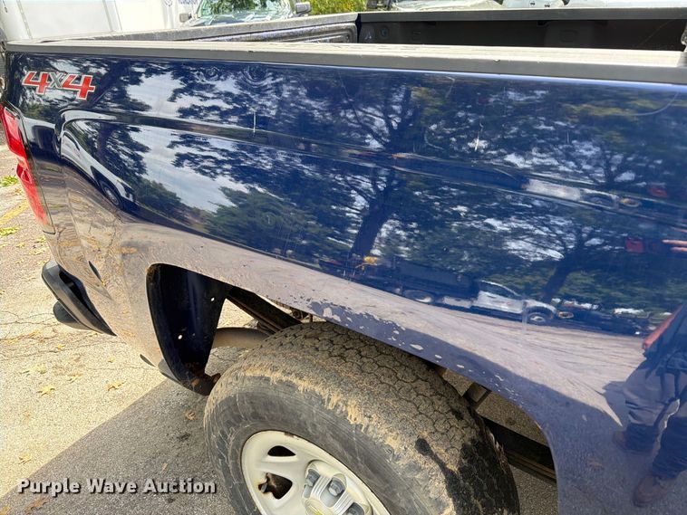 image for item FT6292 2014 Chevrolet Silverado 1500 Ext. Cab pickup truck