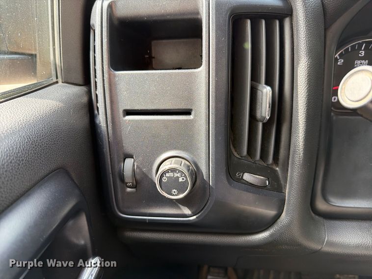 image for item FT6292 2014 Chevrolet Silverado 1500 Ext. Cab pickup truck