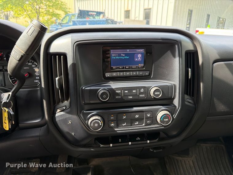 image for item FT6292 2014 Chevrolet Silverado 1500 Ext. Cab pickup truck