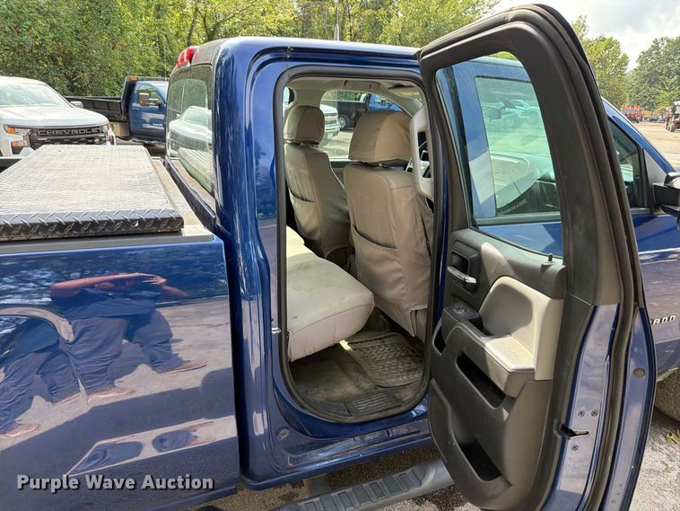 image for item FT6292 2014 Chevrolet Silverado 1500 Ext. Cab pickup truck
